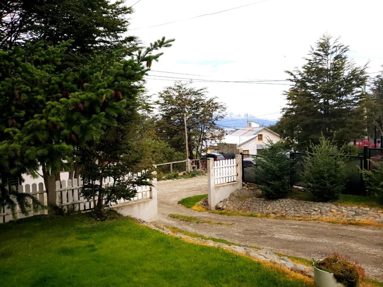 Departamentos Del Bosque Apartman Ushuaia Kültér fotó